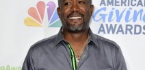 Darius Rucker Racist Tweet Goes to Far
