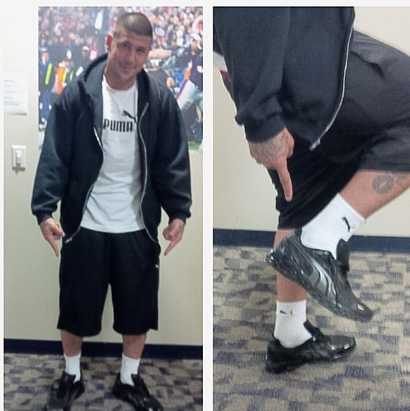 aaron hernandez blood tattoo 627 9 celebnmusic247 aaron hernandez blood tattoo 627 9 celebnmusic247