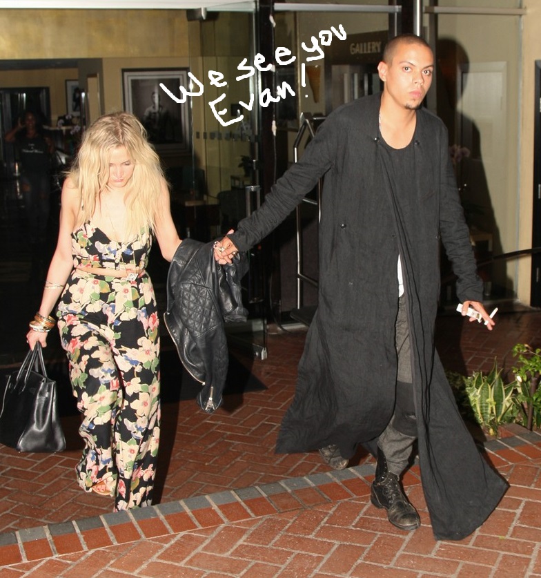 ashlee-simpson-evan-ross-new-couple-alert-703-2