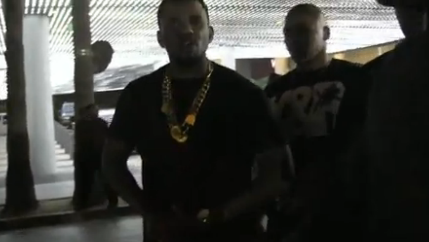 Game Ignites Beef with Paps Over Khloe Kardashian-108-4