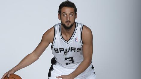San Antonio Spur Marco Belinelli Offers Girls Some D___-1105-1