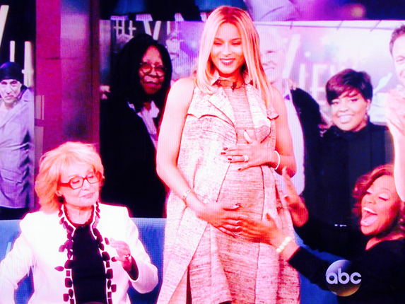 Ciara Confirms Pregnancy-0114-2