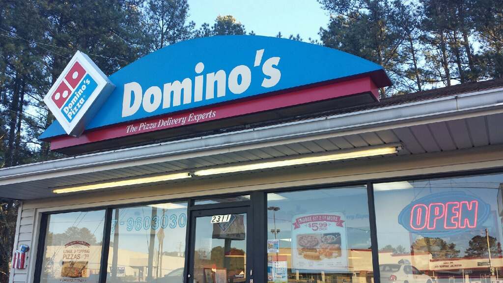 Domino-Pizza-0124-3