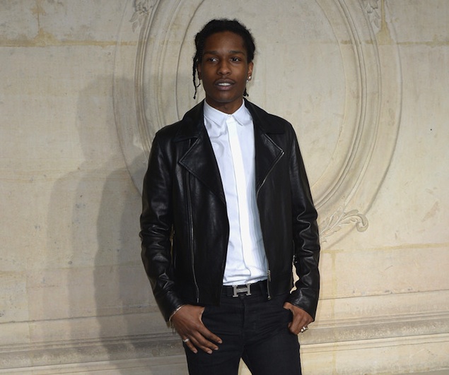 asap-rocky-wears-dior-homme-metal-toe-derby-shoes-paris-fashion-week-news-0120-1