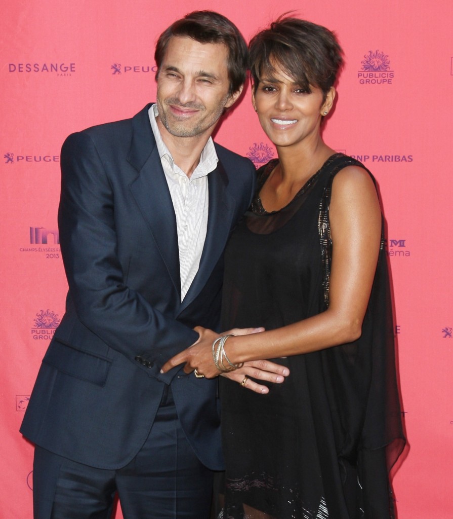 Drake dating halle berry