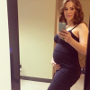 Alyssa-Milano-baby-bump-0406-1