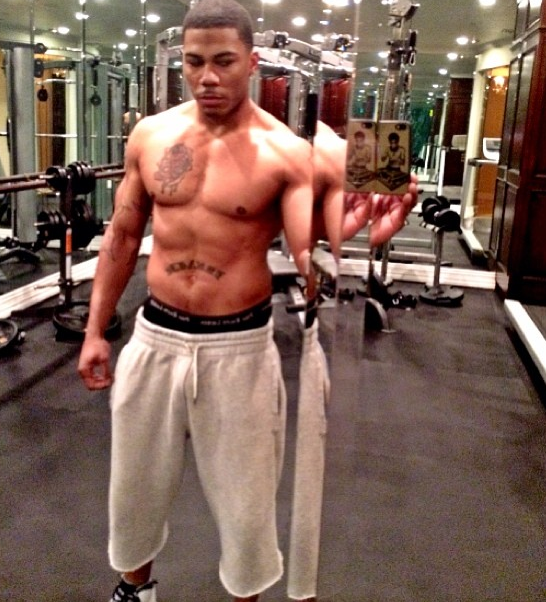 Nelly-shirtless-new-boo-0429-4 - Celebnmusic247