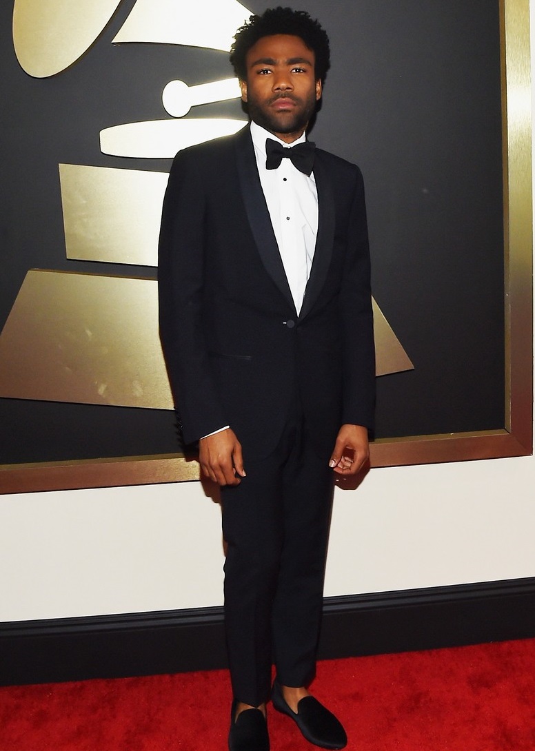 fashion-donald-glover-flawless-on-the-red-carpet-grammys-0208-1