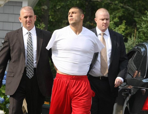 aaron-hernandez-was-lookout-in-gang-related-prison-fight-0520-2