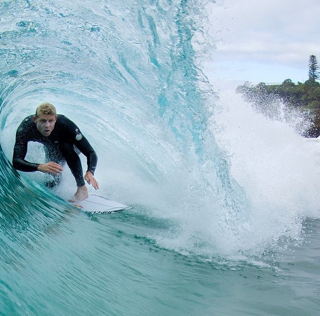 pro-surfer-mick-fanning-attacked-by-2-sharks-0719-8