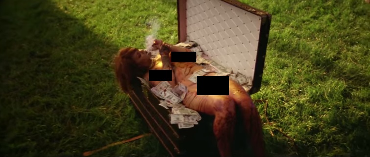 rihanna-music-video-BBHMM-0702-2