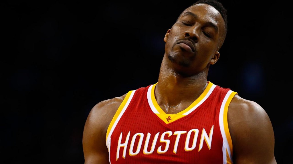 houston-rockets-center-dwight-howard-detained-for-gun-in-carry-in-bag-at-airport-0904-2