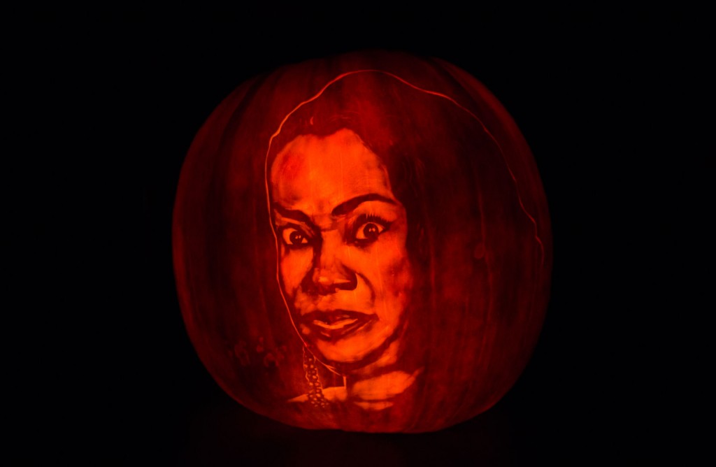 reality-stars-immortalized-on-pumpkins-tr-1029-4