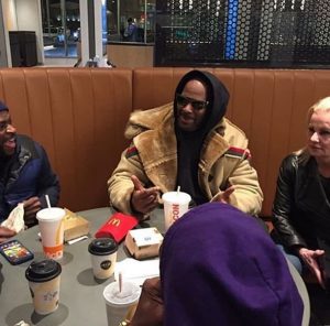 R. Kelly Out of Jail Heads Straight to McDonald’s
