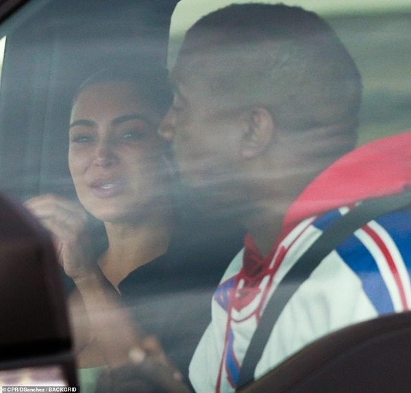 Kim Kardashian Crying From Kanye West YELLING