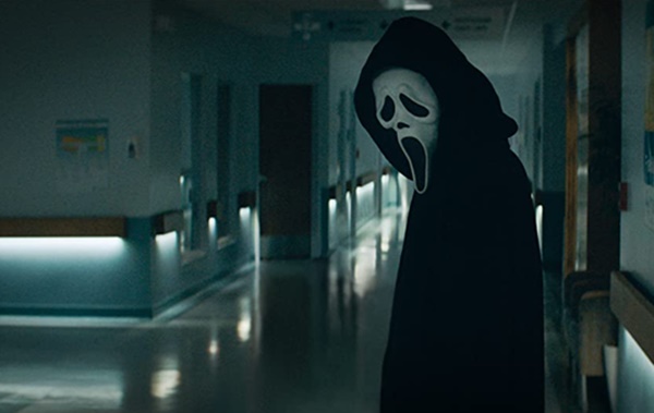 Scream 2022 Trailer Is Here + Ghostface Is Slashing Deep