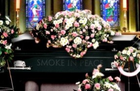 Smoke In Peace – 20+ R.I.P. Anthems (Mixed, Scratched, & Blended)