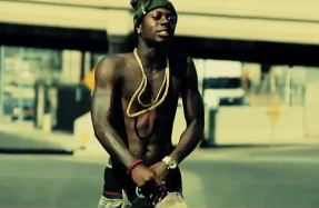 Yung Drops Weezy Knock Off Video "Ridin Thru the City"