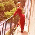 Amber Rose and Courtney Love Kissing