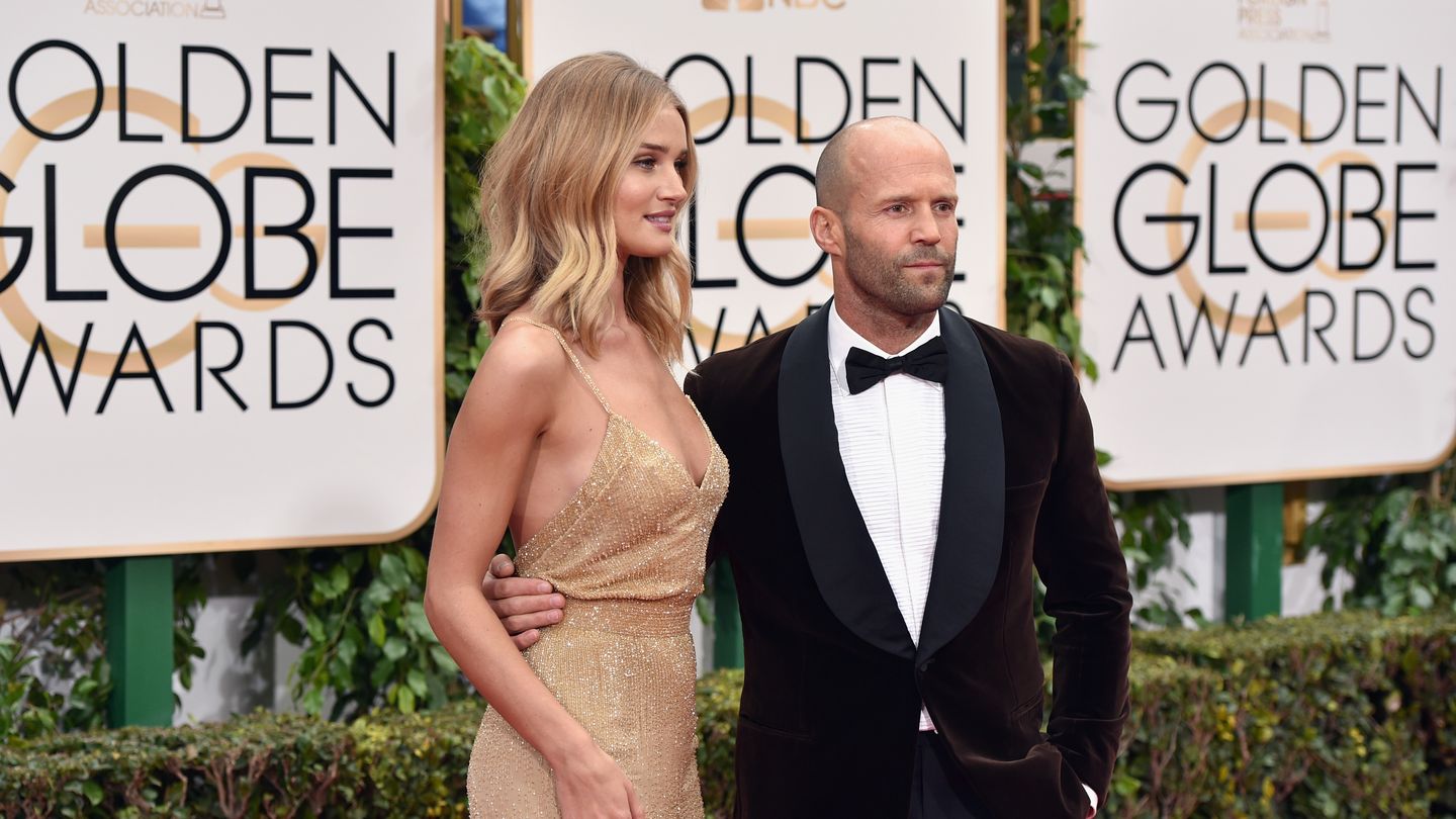 jason-statham-rosie-huntington-whiteley-egnaged-4