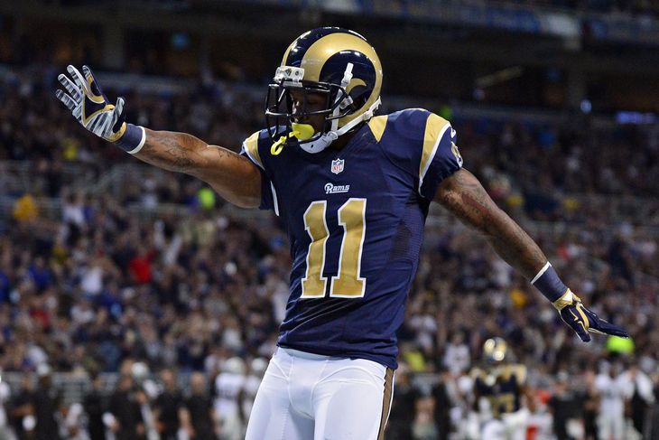 St. Louis Rams relocate to Los Angeles