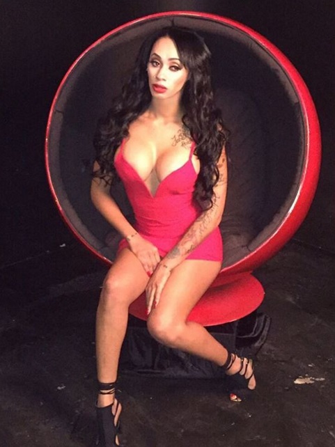 Amberr Laura