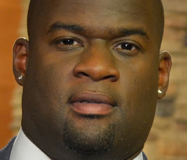Vince Young Responds To Lawsuit filed by Tiffany Cayo