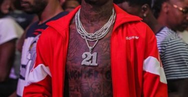 21 Savage Is About Money NOT Wasteful Jewelry