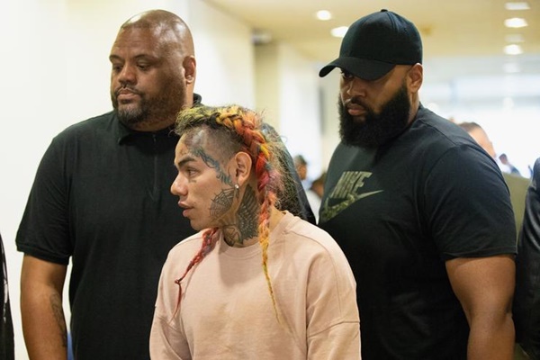 Tekashi 6ix9ine Pleads to Judge For No Prison Time