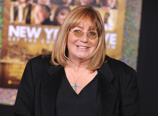 'Laverne & Shirley' Star Penny Marshall Dead at 75