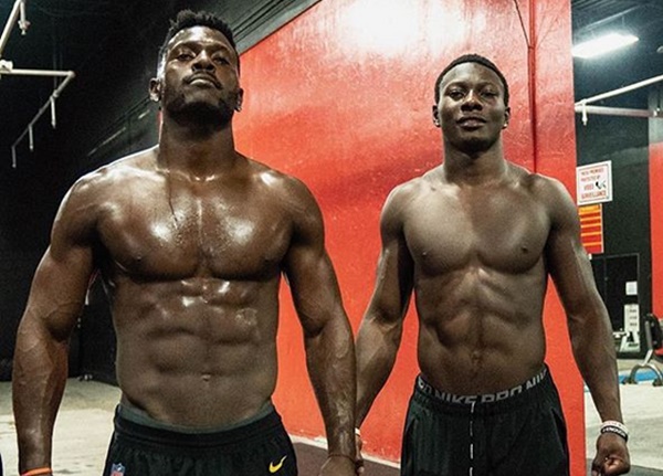 Steelers May Trade Diva Wide Receiver Antonio Brown