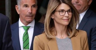 Lori Loughlin "Ignorance" May Help Get Not Guilty Plea