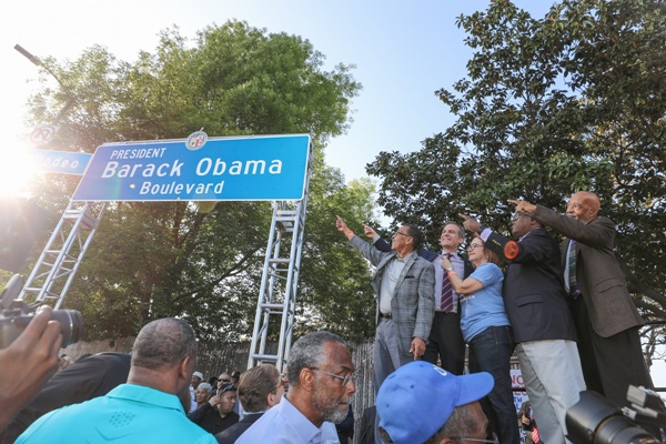 Los Angeles Rodeo Rd Changed to President Barack Obama Blvd.