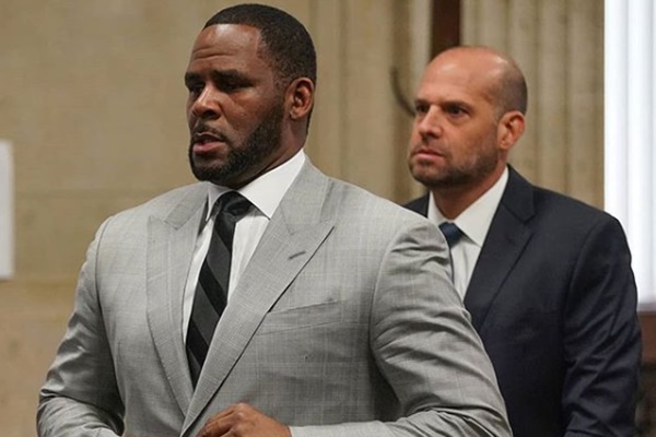 R. Kelly ARRESTED on Federal Sex Crime Charges