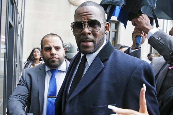 R. Kelly Lawyers Calls Accusers 'Disgruntled Groupies'
