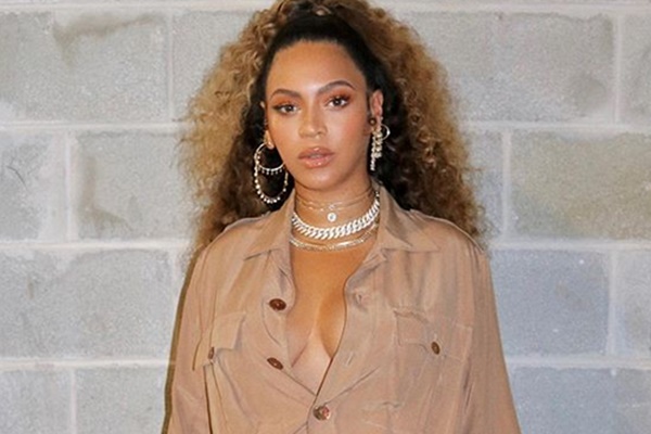 Beyonce Pregnant With Baby No. 4; Baby Bump Cited at Birthday