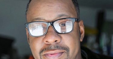 Bobby Brown REMOVED From Flight