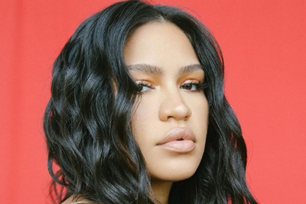 Cassie "Faked Happiness" While With Diddy