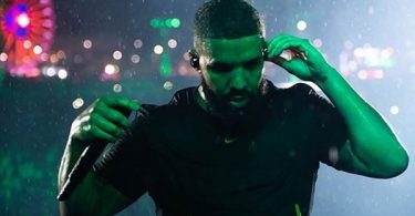 Rapper Drake Got BOOED Off The Stage