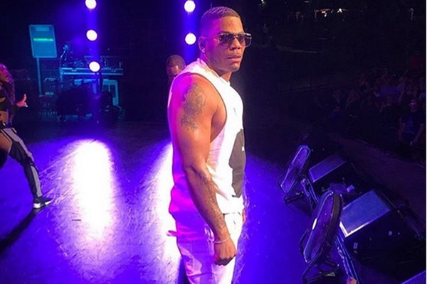 Nelly Pulled Off Stage By Overzealous Fan