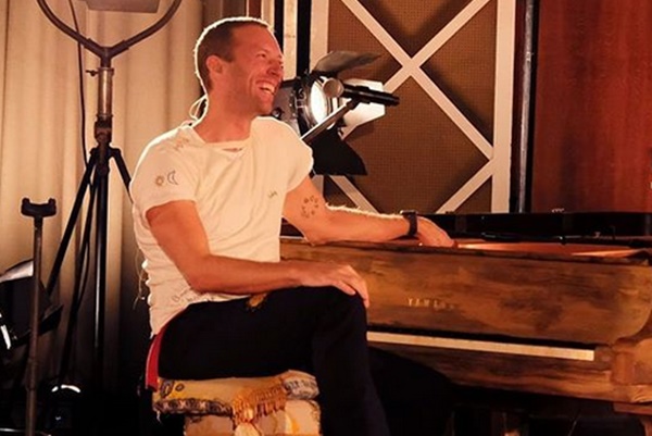 Coldplay Frontman Chris Martin "Worried" He Was Gay