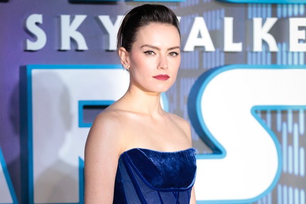 Daisy Ridley Has ''Grown More Confident' Since Playing Rey