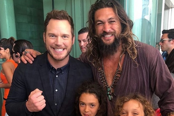 Jason Momoa Apologizes to Chris Pratt Over Plastic Water Bottle