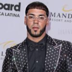 Anuel AA Changes His Face With Tattoo