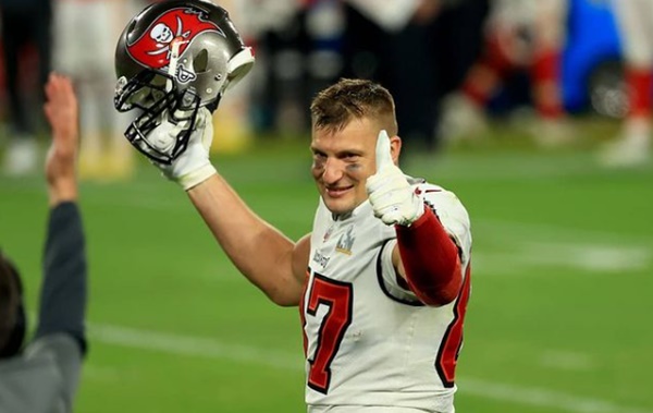 Gronk NFT Auction Going Strong From $800 to $10K; Ends Saturday