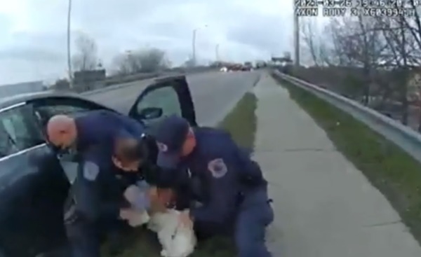 White Cops Brutally Punching Black Man Proves They've Learn NOTHING