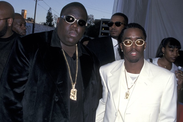 EX-FBI Agent Says Suge Knight Hired Hitman To Kill Diddy