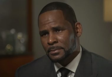 Is R. Kelly Allegedly Accusing Gayle King Double Crossed Him