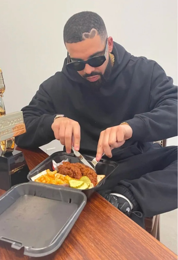 Drake Invests In L.A.-Based Dave’s Hot Chicken