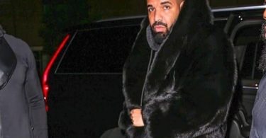 Drake Has Private “Tinder”; A Man Servant To Find Women